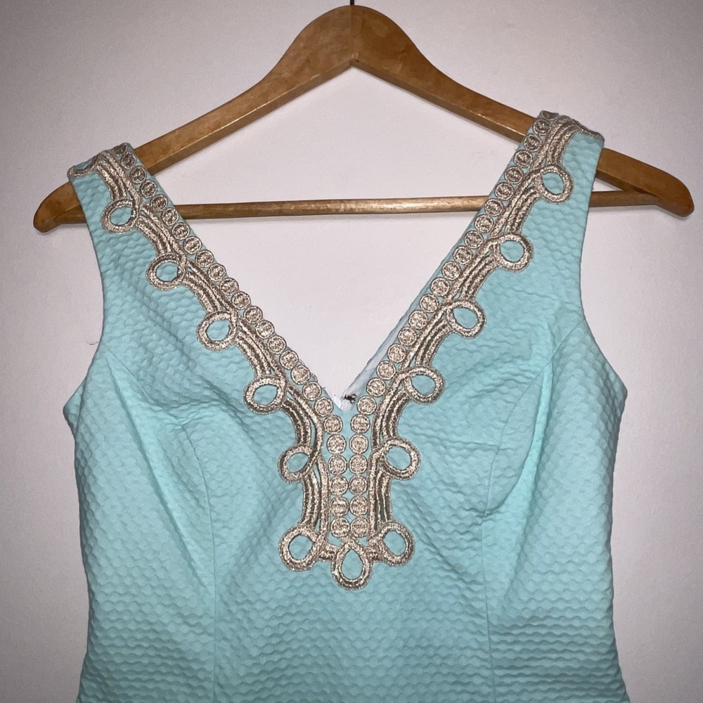 Lilly Pulitzer Bay Dress Size 0 Aqua Blue Textured Shift Embroidered Neckline - Picture 2 of 10